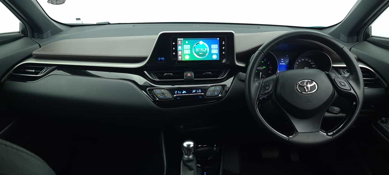 used 2019 Toyota C-HR  1.8