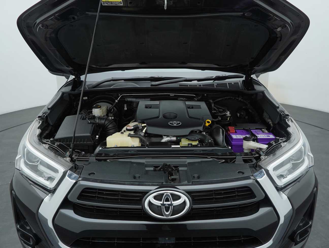 used 2023 Toyota Hilux V Dual Cab 2.4