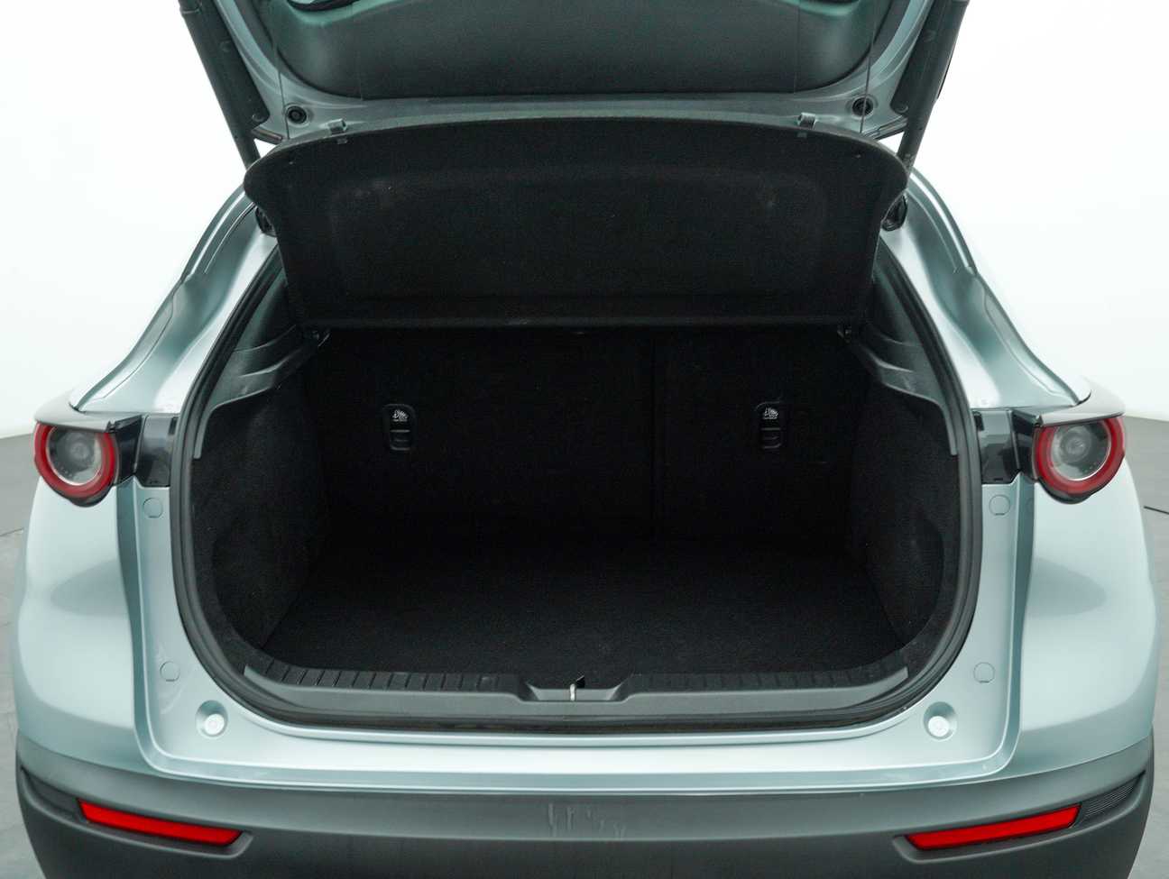 terpakai 2020 Mazda CX-30 SKYACTIV-G Core GVC Plus 2.0