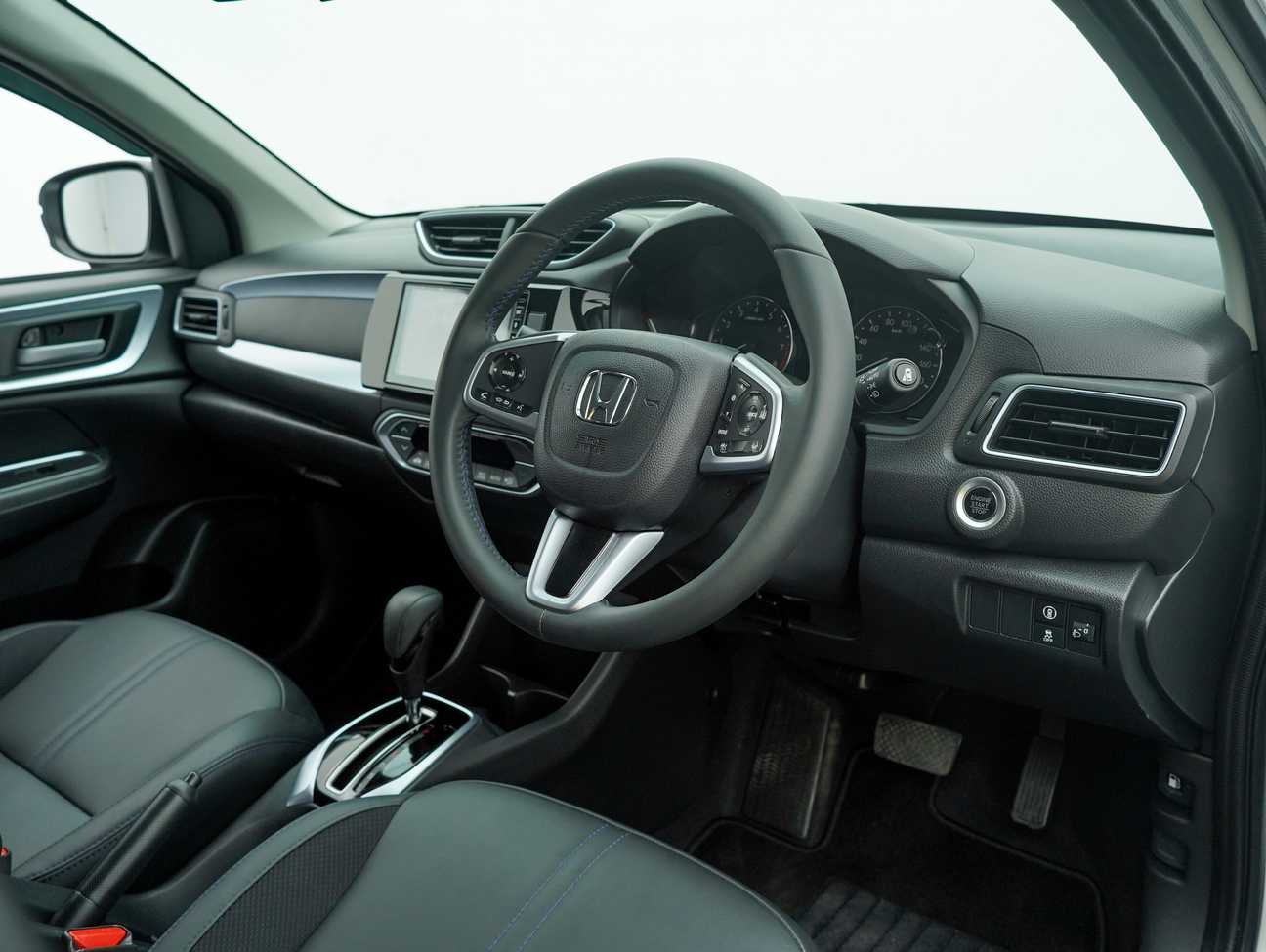 used 2025 Honda WR-V V 1.5