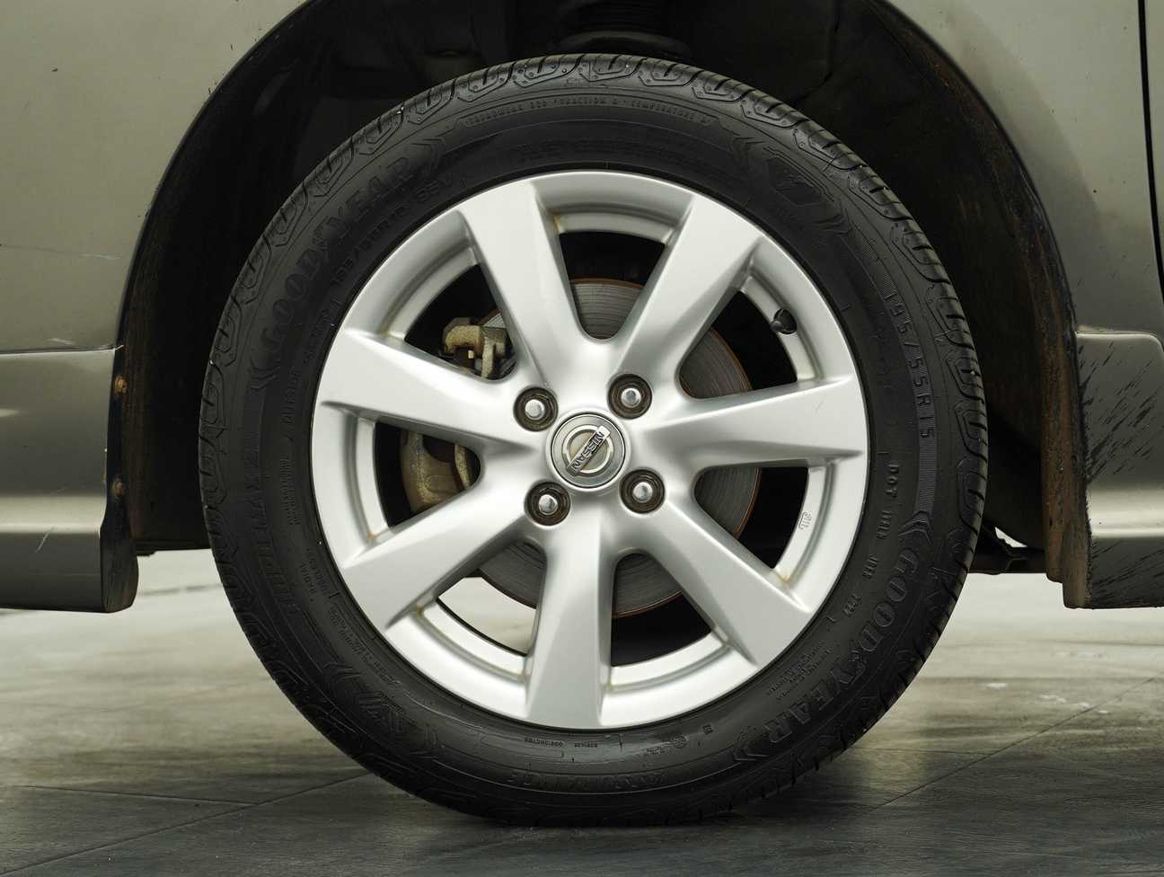 used 2012 Nissan Almera VL 1.5