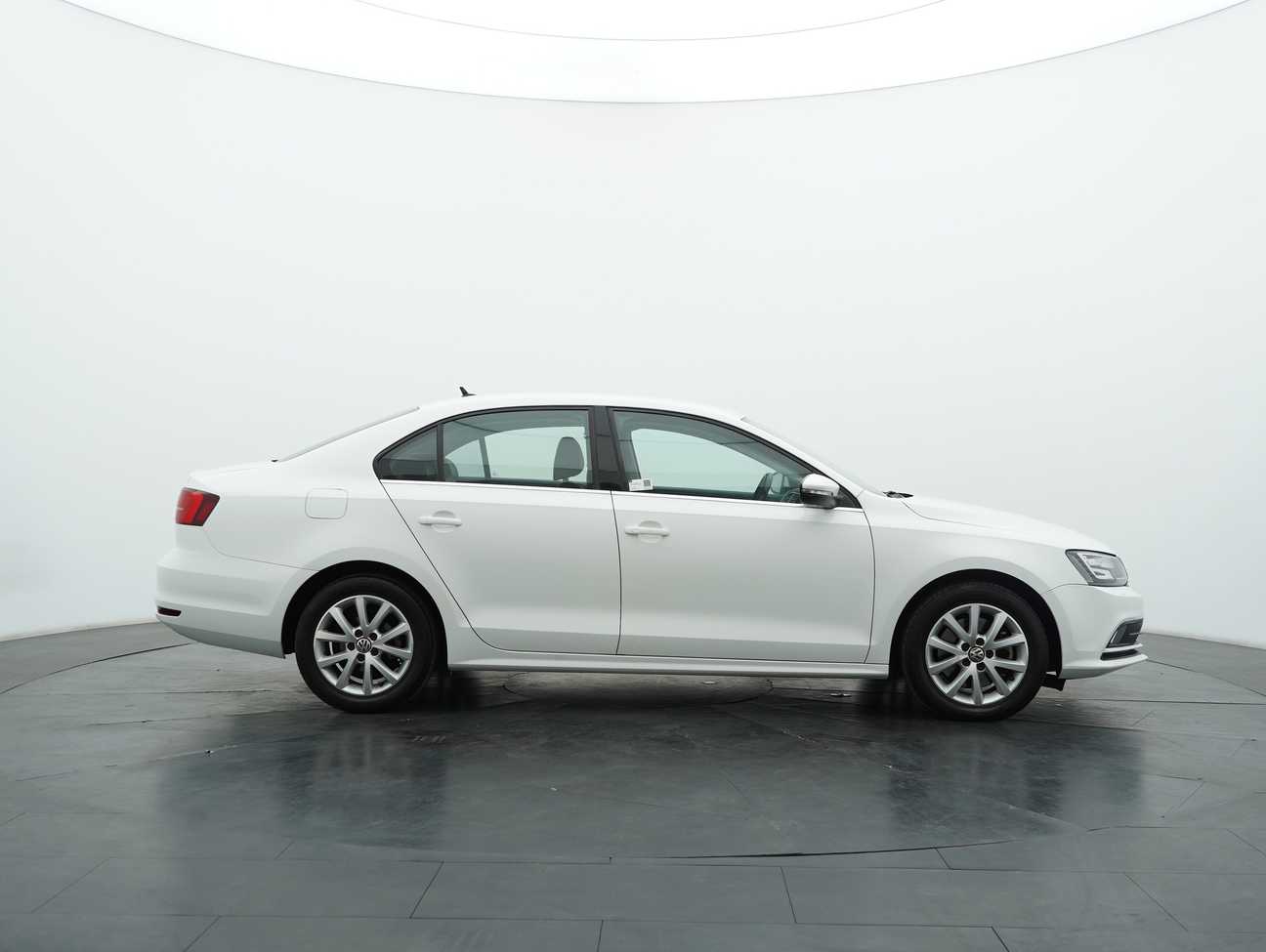terpakai 2018 Volkswagen Jetta TSI Highline 1.4