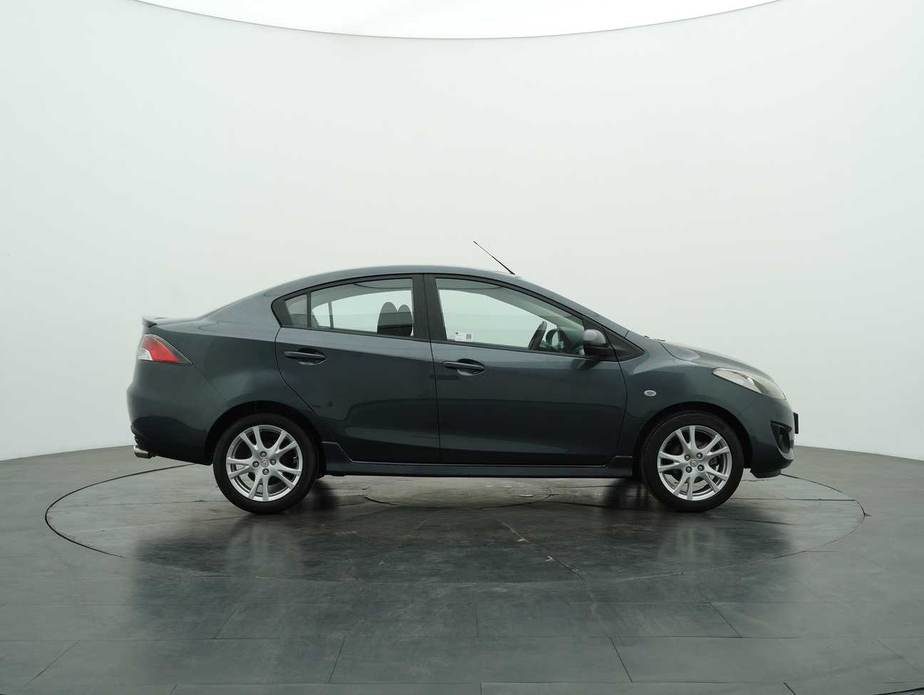 used 2010 Mazda 2 V 1.5