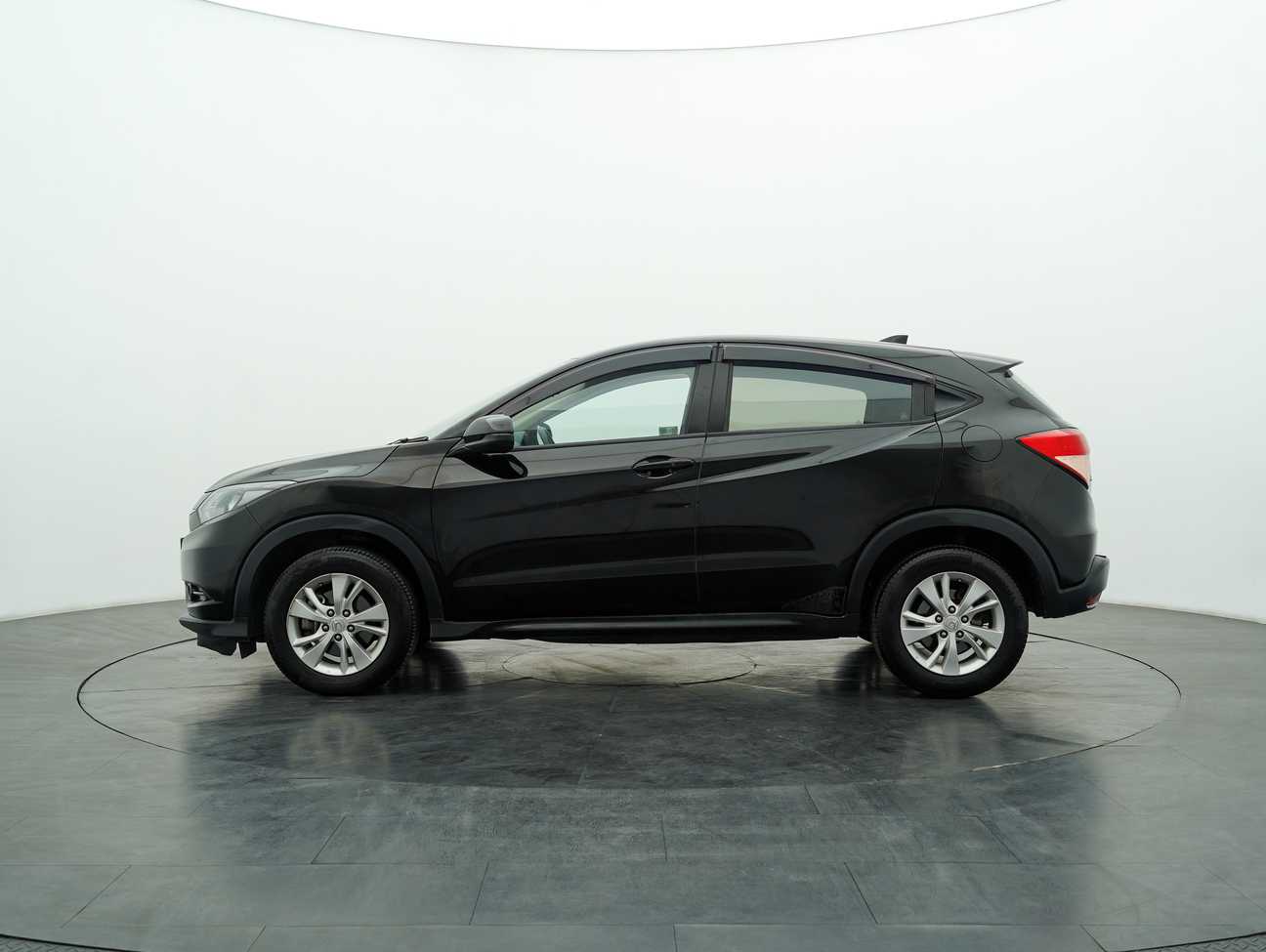 terpakai 2015 Honda HR-V i-VTEC E 1.8