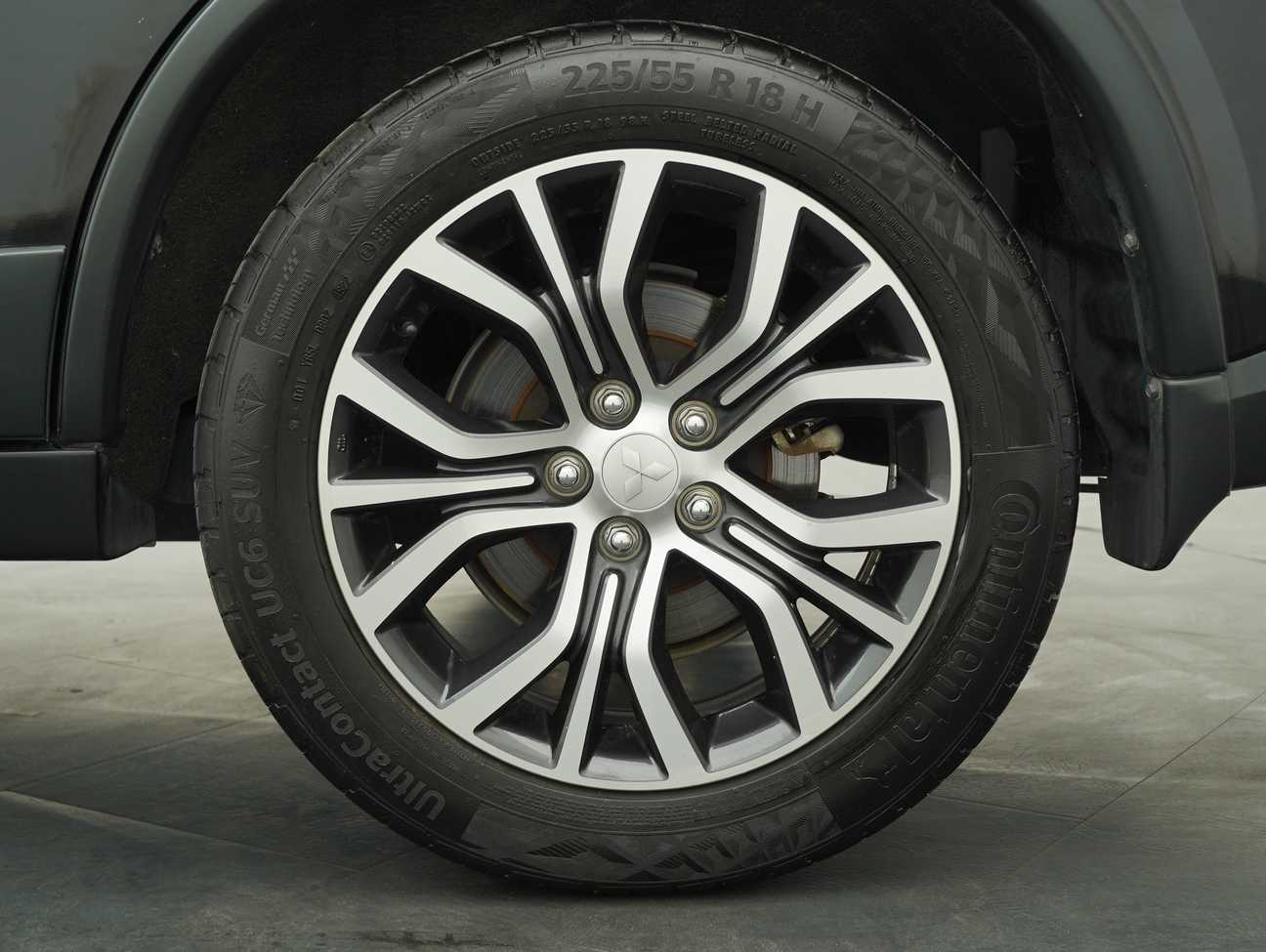 terpakai 2018 Mitsubishi Outlander  2.0