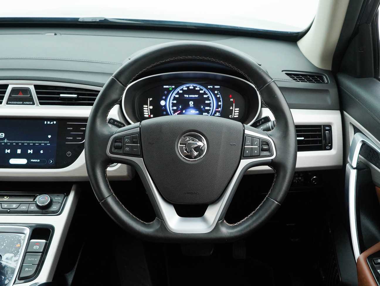 used 2021 Proton X70 Premium 1.8