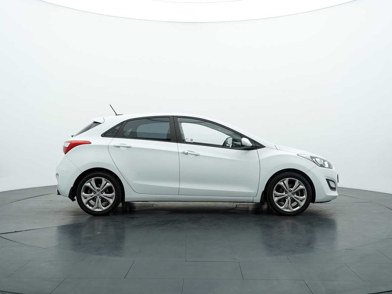 terpakai 2014 Hyundai i30 Executive 1.8