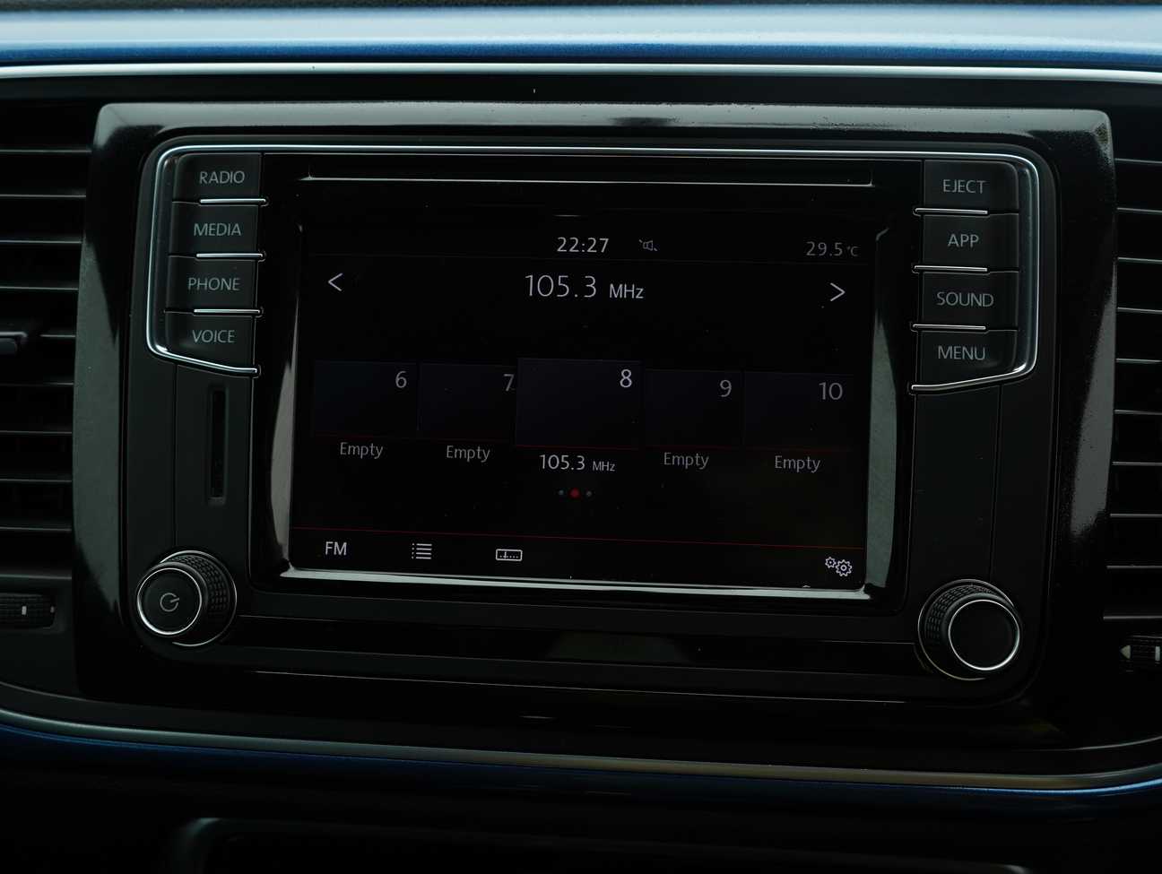 terpakai 2018 Volkswagen BEETLE  1.2