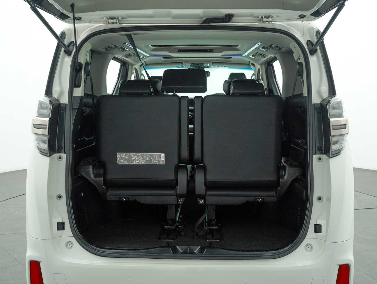 used 2019 Toyota Vellfire ZG 2.5