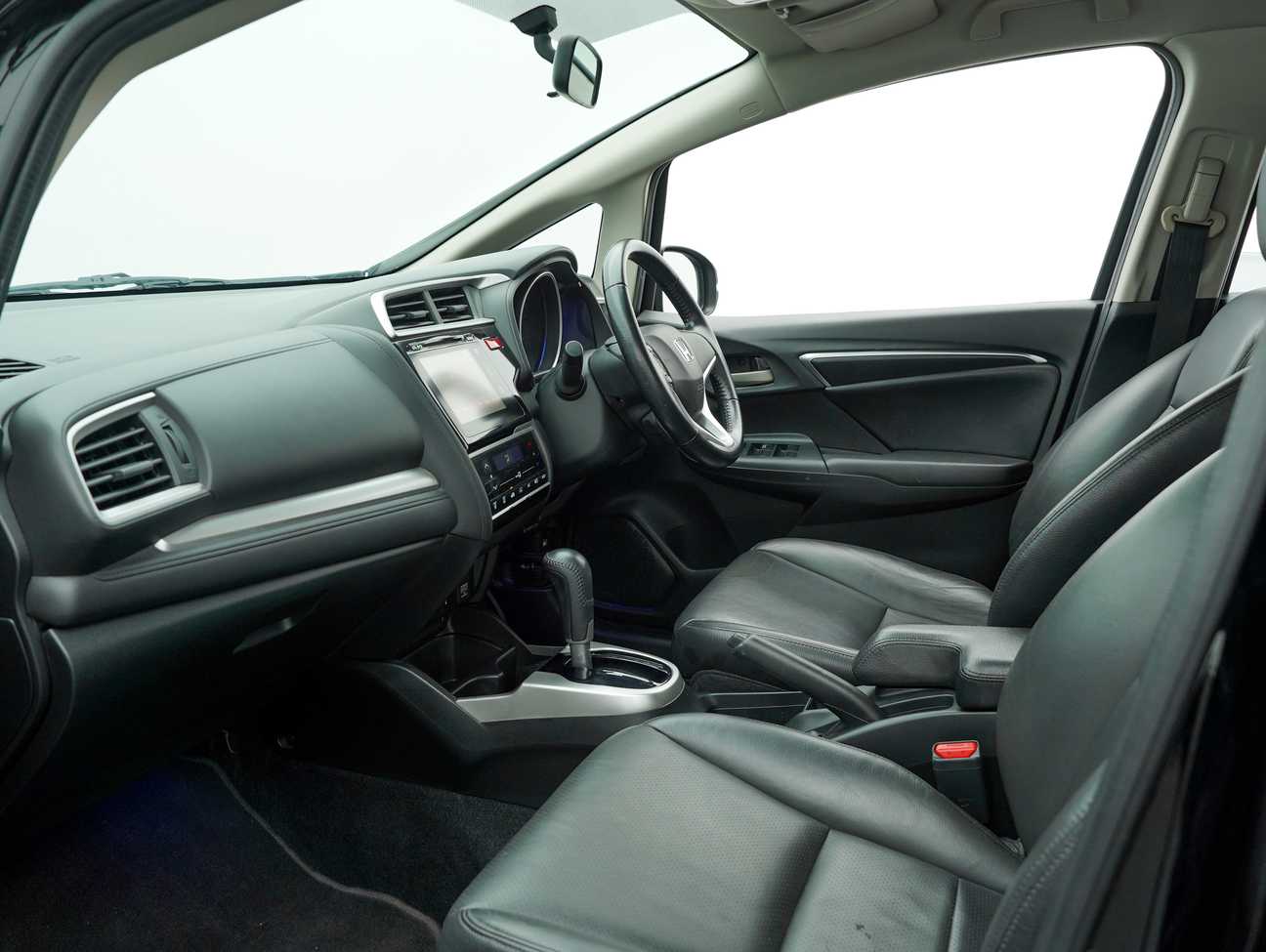 used 2014 Honda Jazz V 1.5