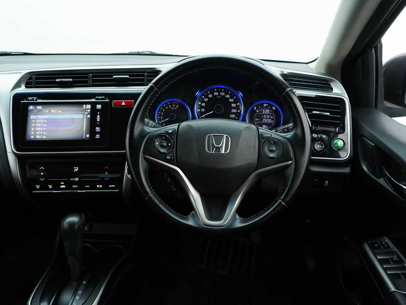 used 2015 Honda City V 1.5