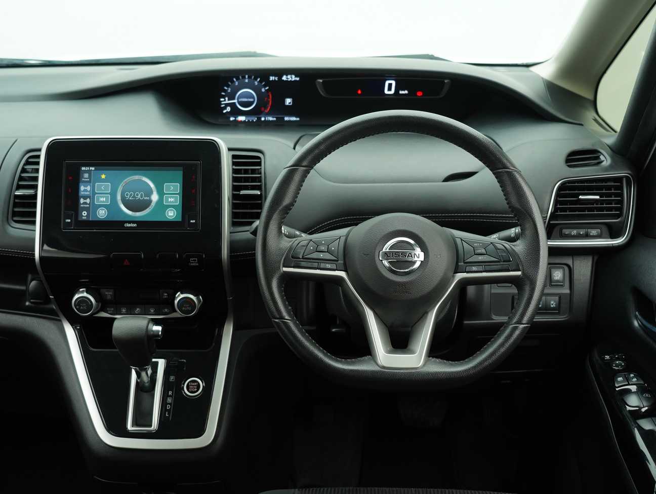 used 2018 Nissan Serena S-Hybrid High-Way Star 2.0