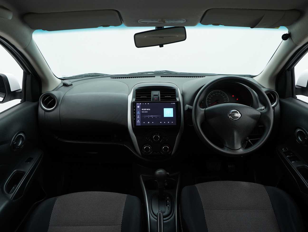 terpakai 2016 Nissan Almera E 1.5