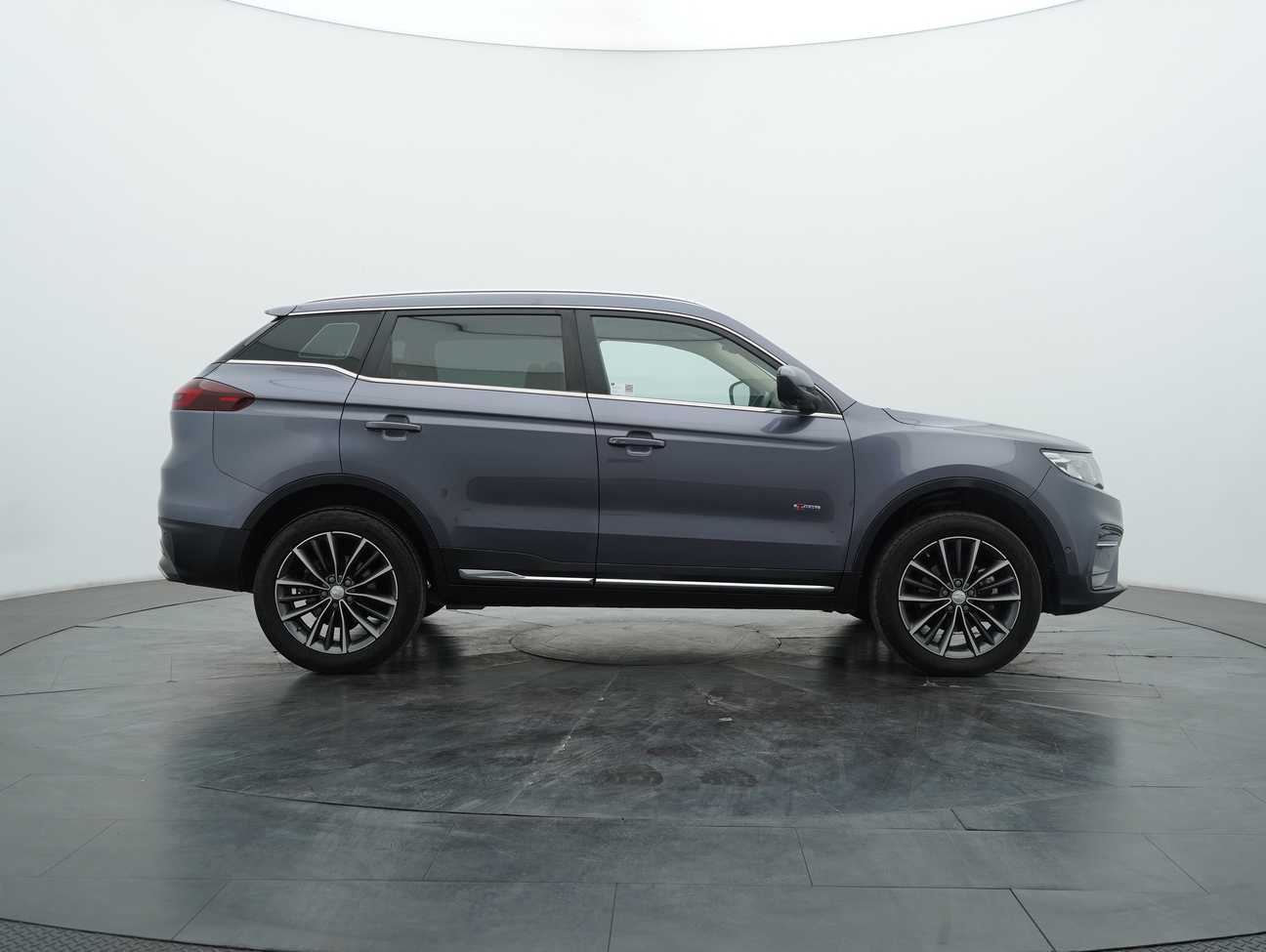 used 2022 Proton X70 Premium 1.8