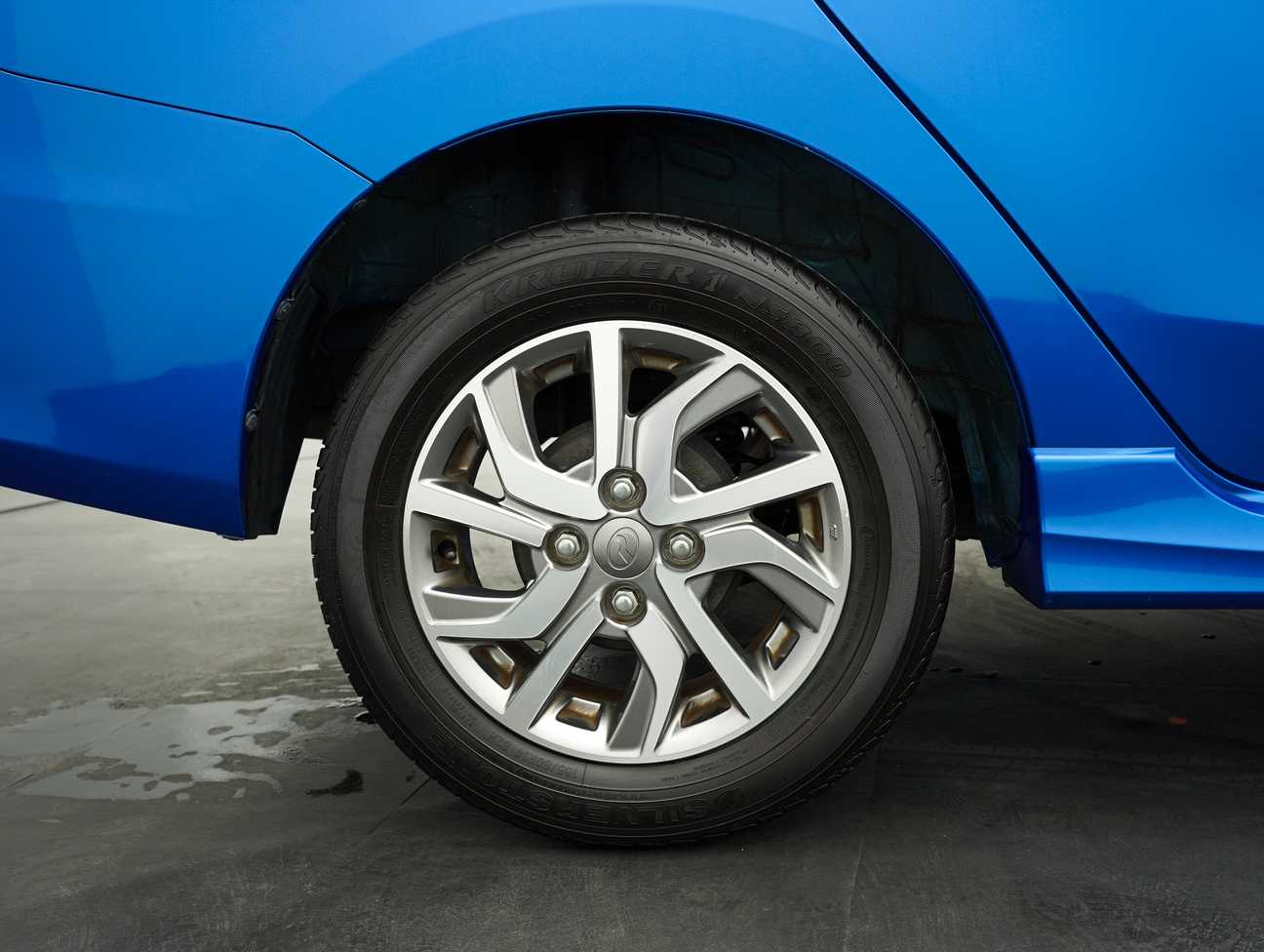 used 2017 Perodua Bezza Advance 1.3