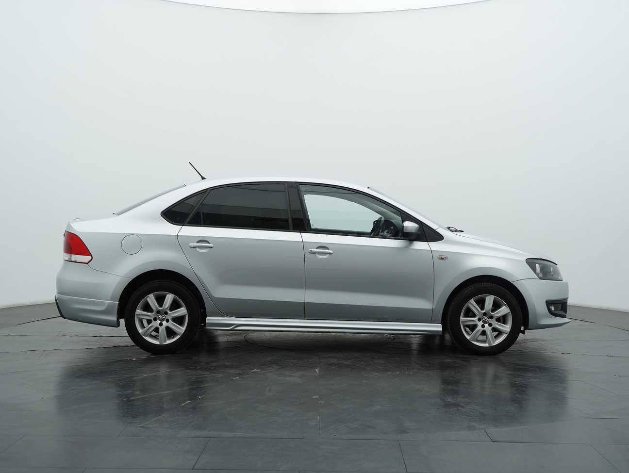 used 2015 Volkswagen Polo  1.6