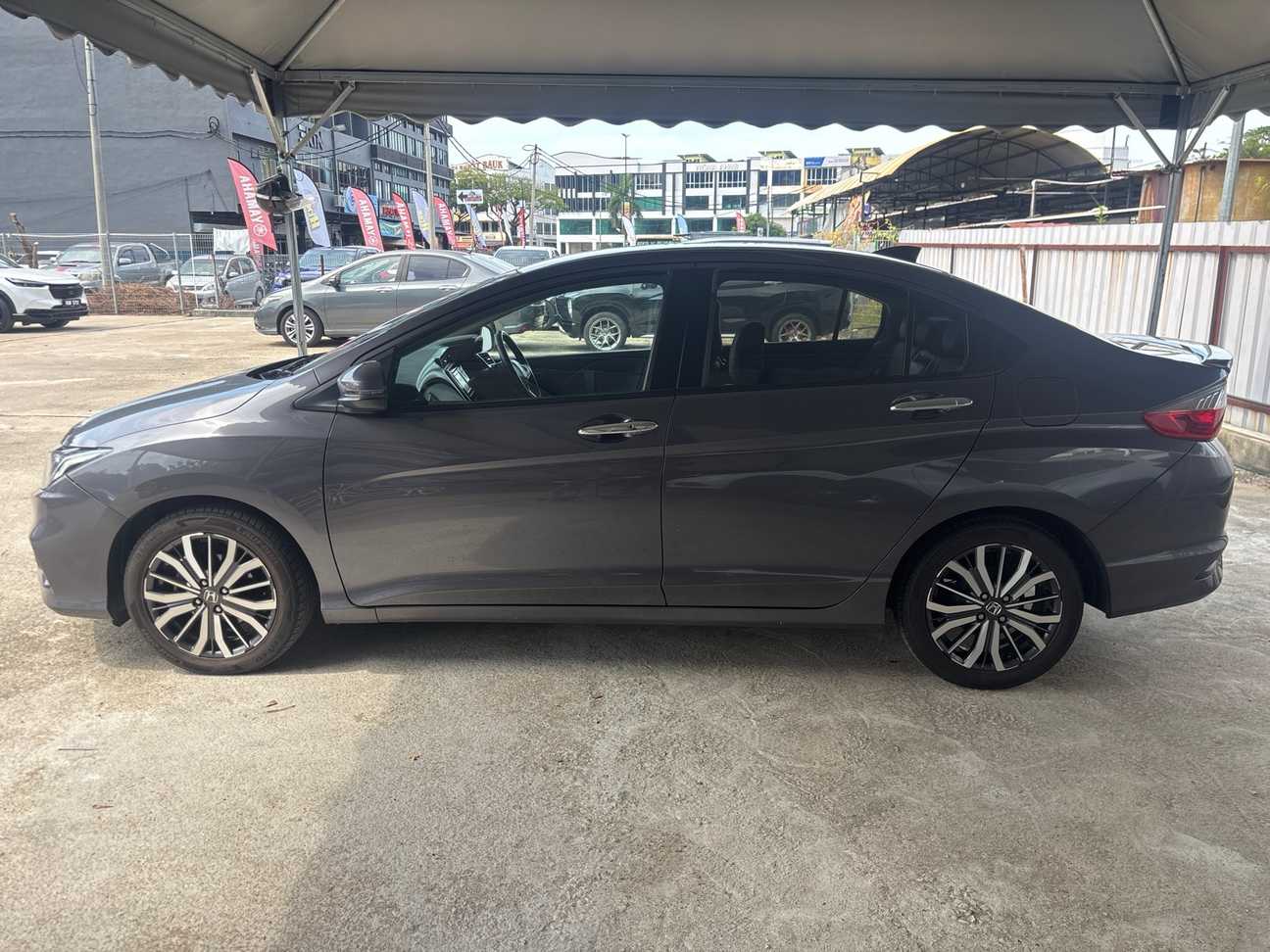used 2020 Honda City V 1.5