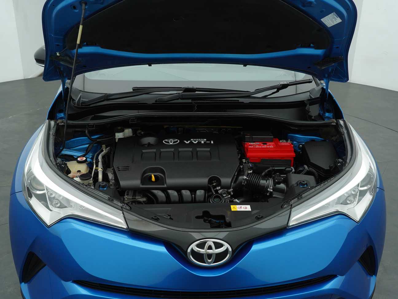 used 2018 Toyota C-HR  1.8