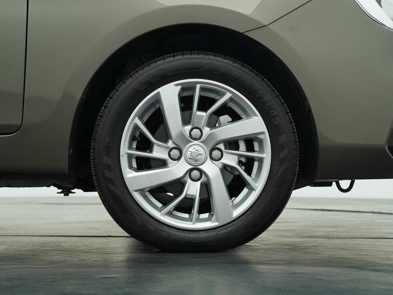 used 2023 Proton Saga Premium 1.3