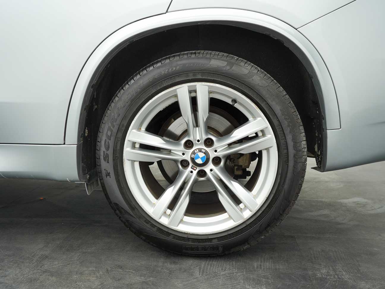 terpakai 2017 BMW X5 xDrive40e M Sport 2.0