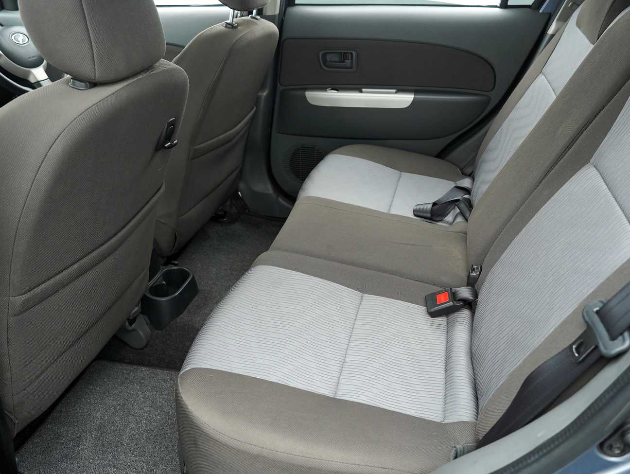 terpakai 2010 Perodua Myvi EZi 1.3