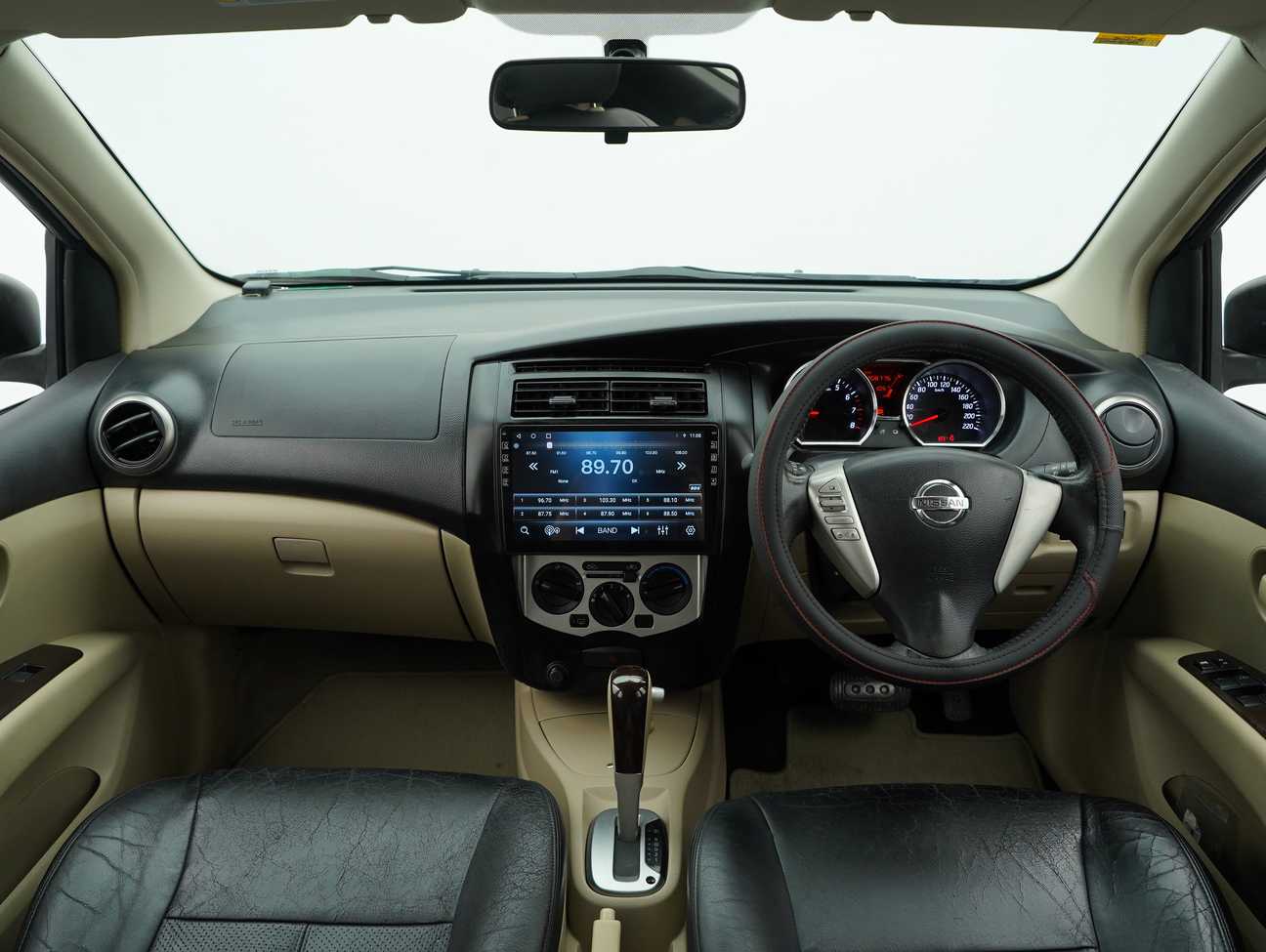 used 2015 Nissan Grand Livina Comfort 1.8