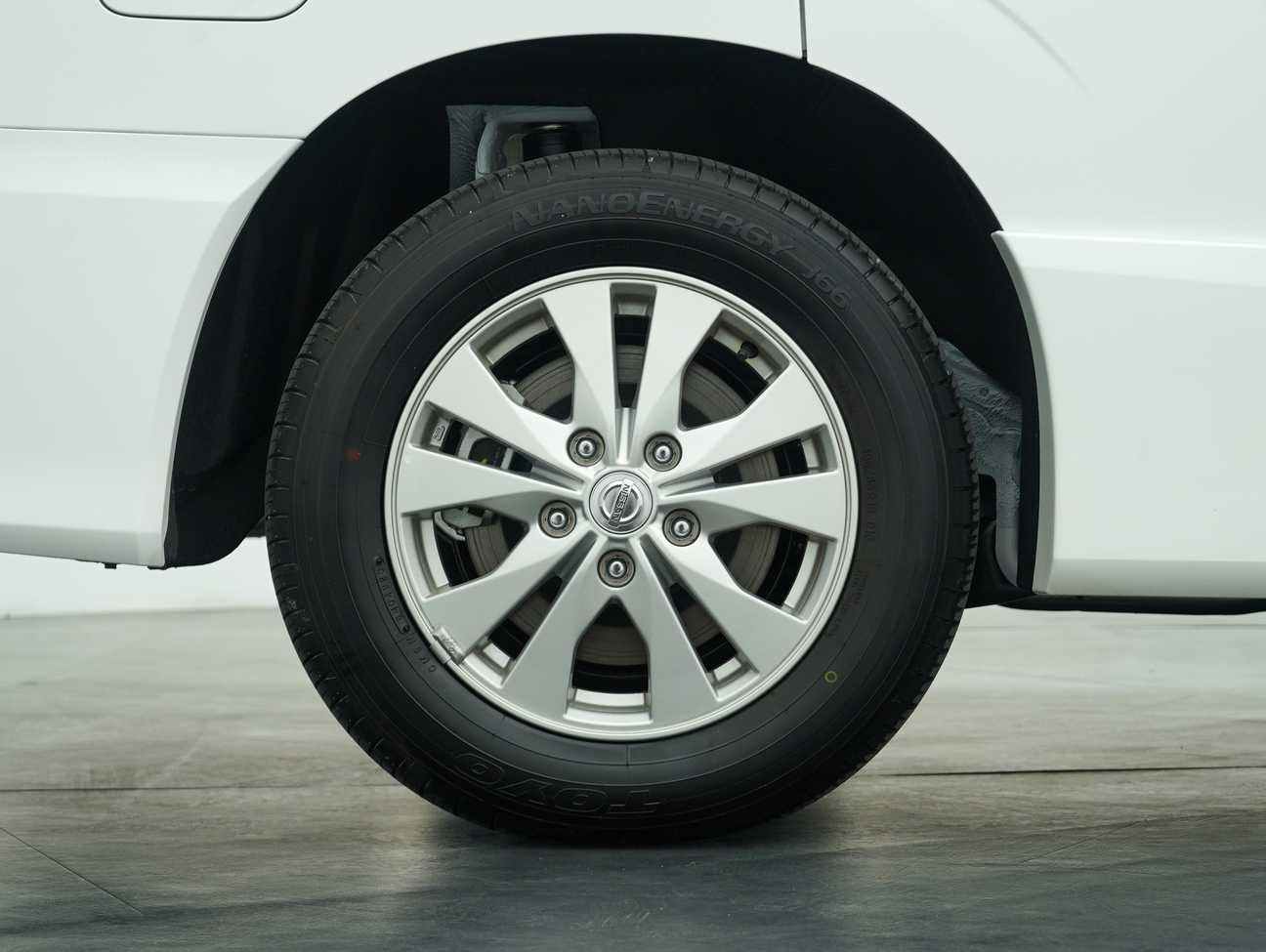 used 2024 Nissan Serena S-Hybrid High-Way Star 2.0