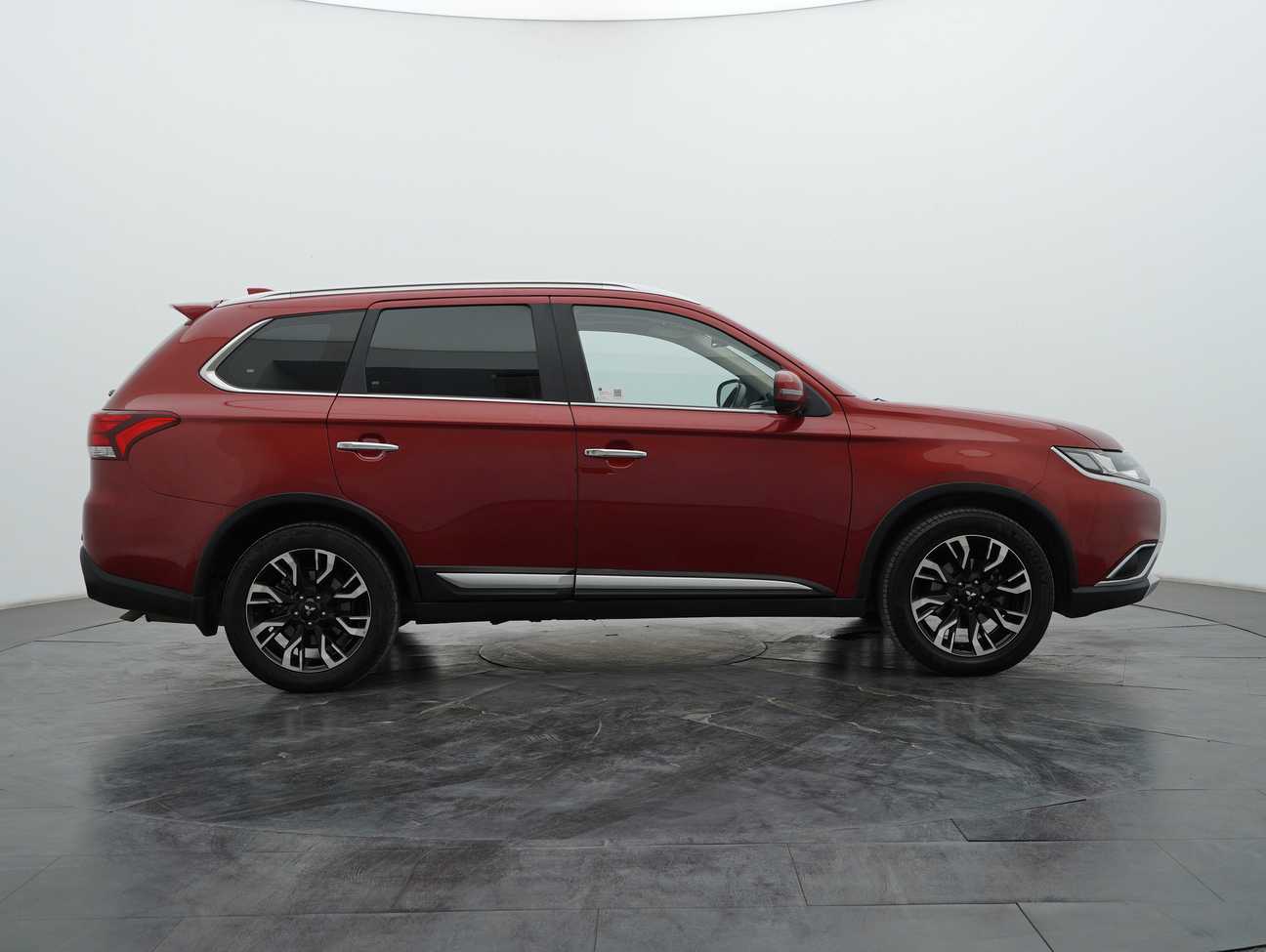 used 2020 Mitsubishi Outlander  2.4