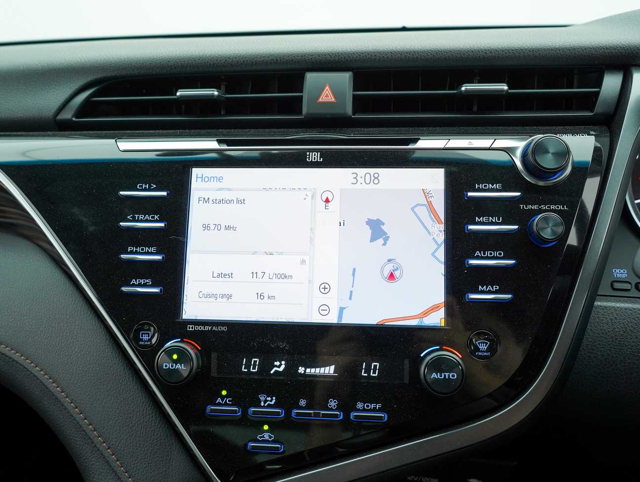 used 2020 Toyota Camry V 2.5