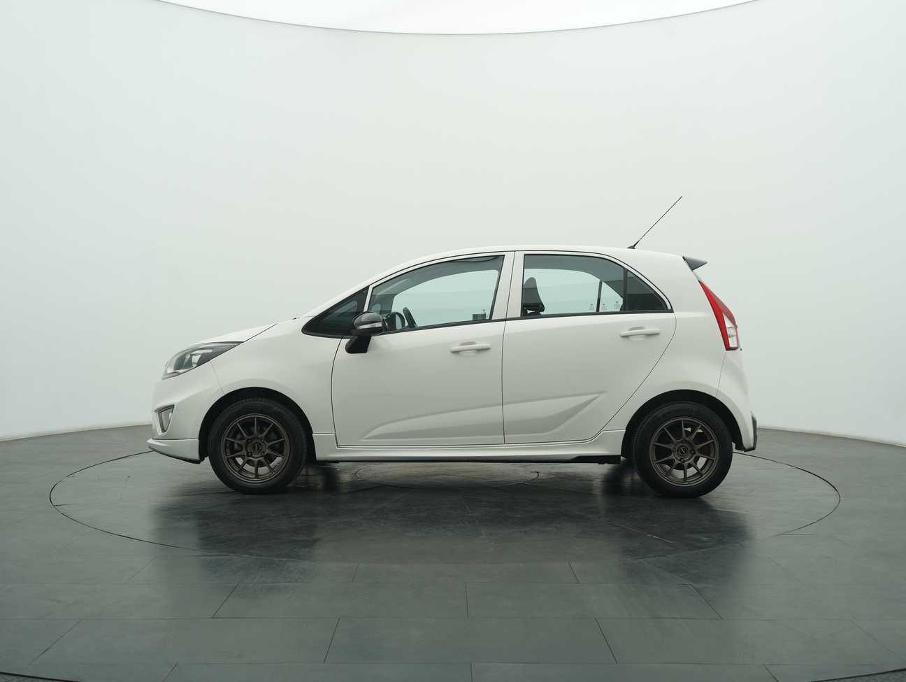 terpakai 2018 Proton Iriz Standard 1.3