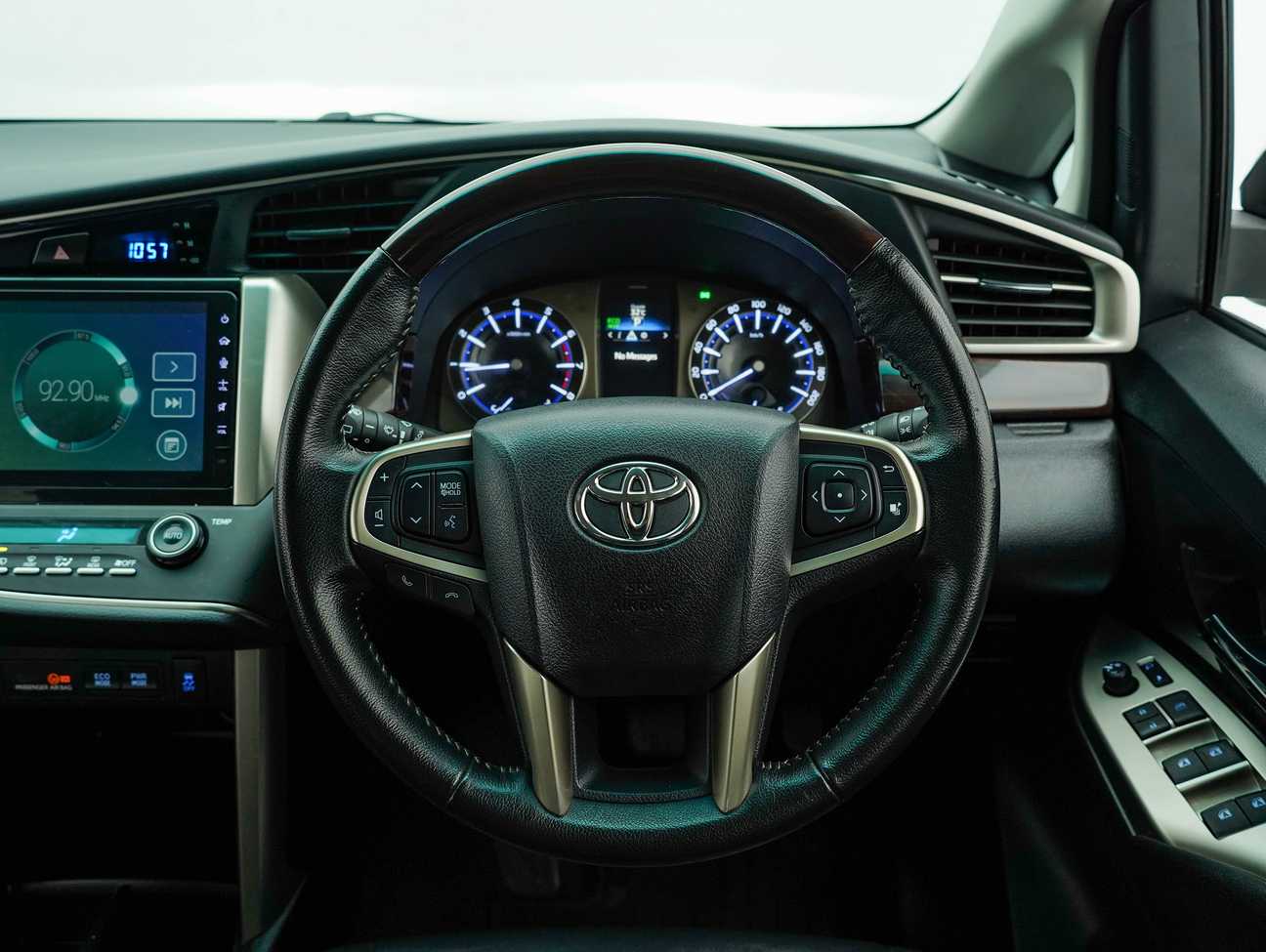 terpakai 2021 Toyota Innova X 2.0