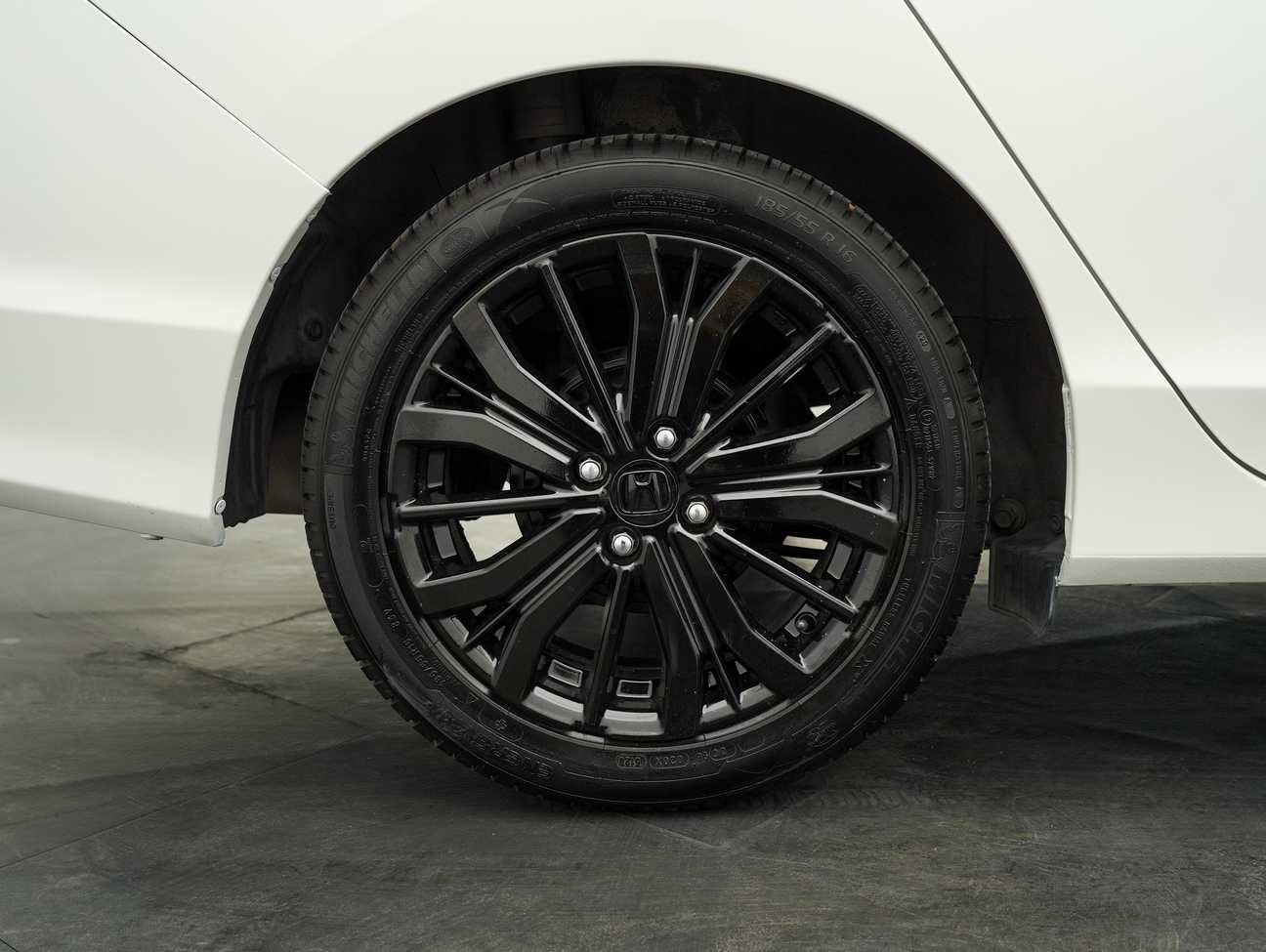 used 2017 Honda City V 1.5