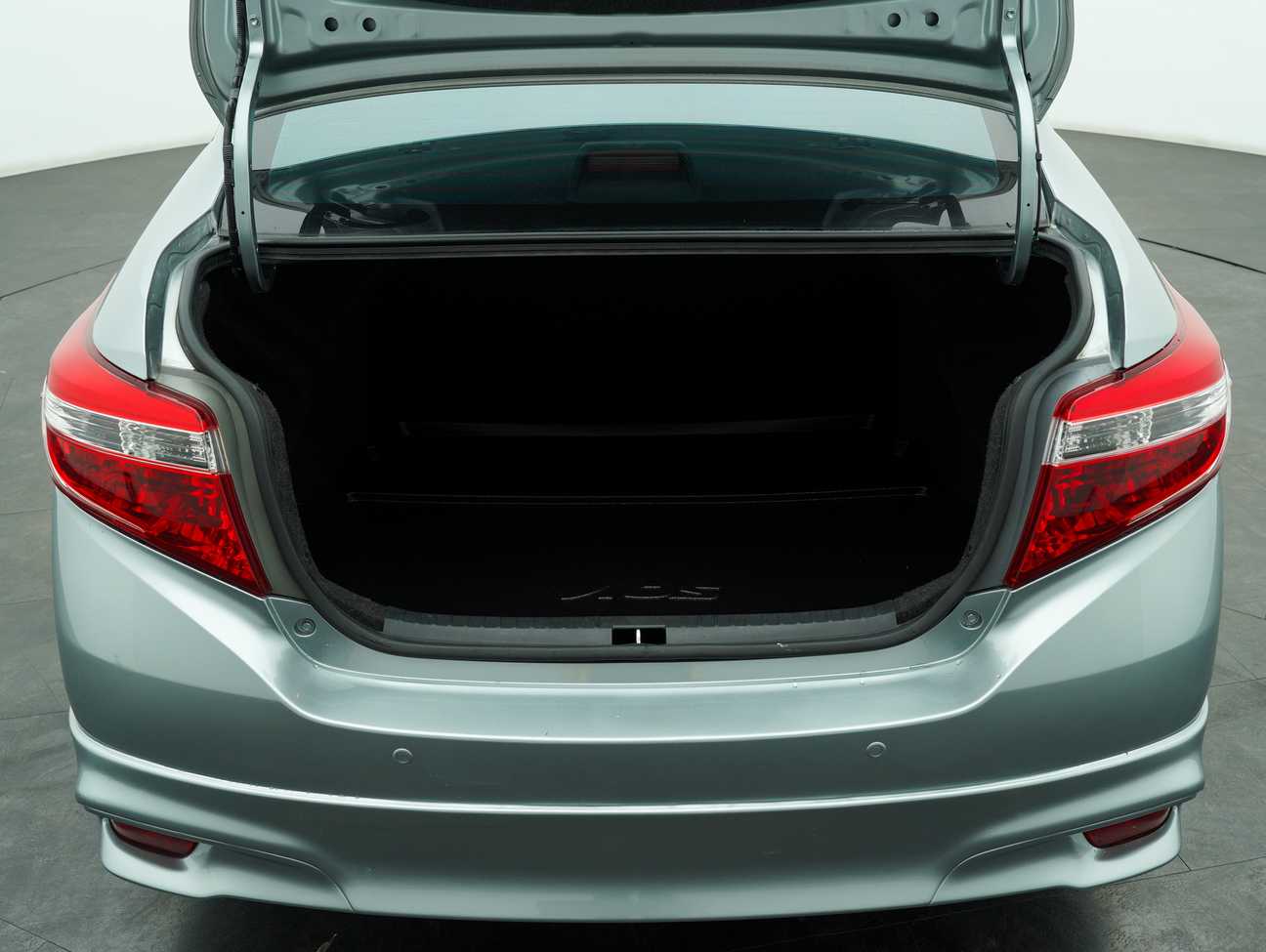 used 2014 Toyota Vios J 1.5