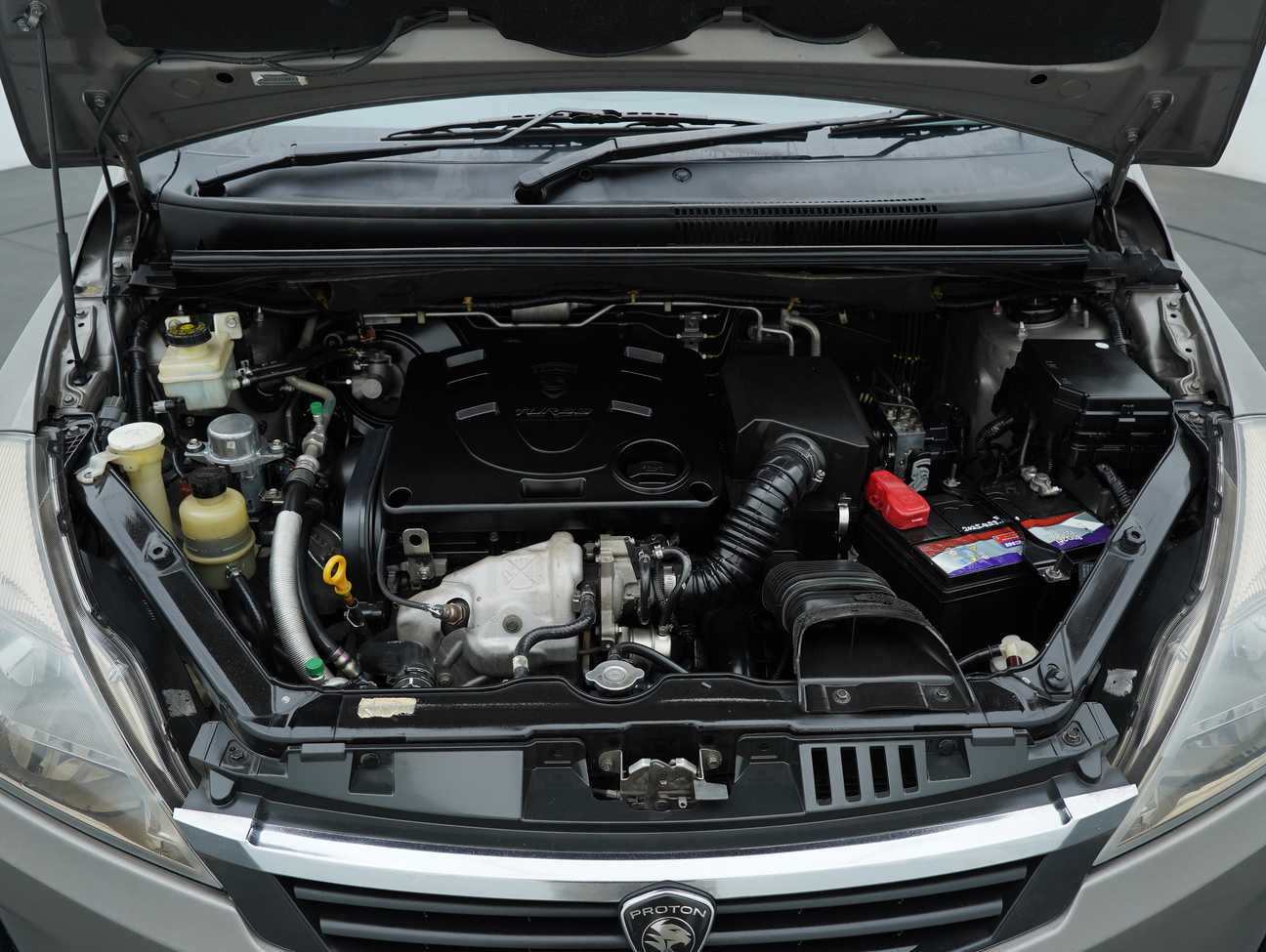 terpakai 2015 Proton Exora Premium 1.6