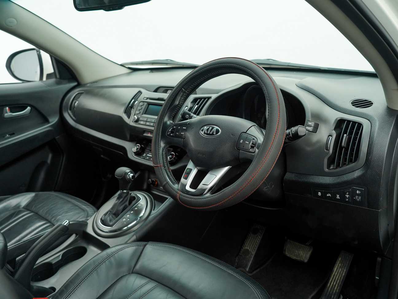 terpakai 2013 Kia Sportage  2.0