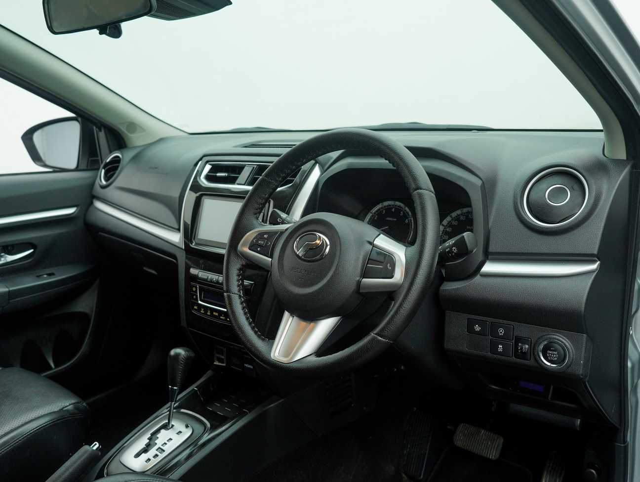 terpakai 2020 Perodua Aruz AV 1.5