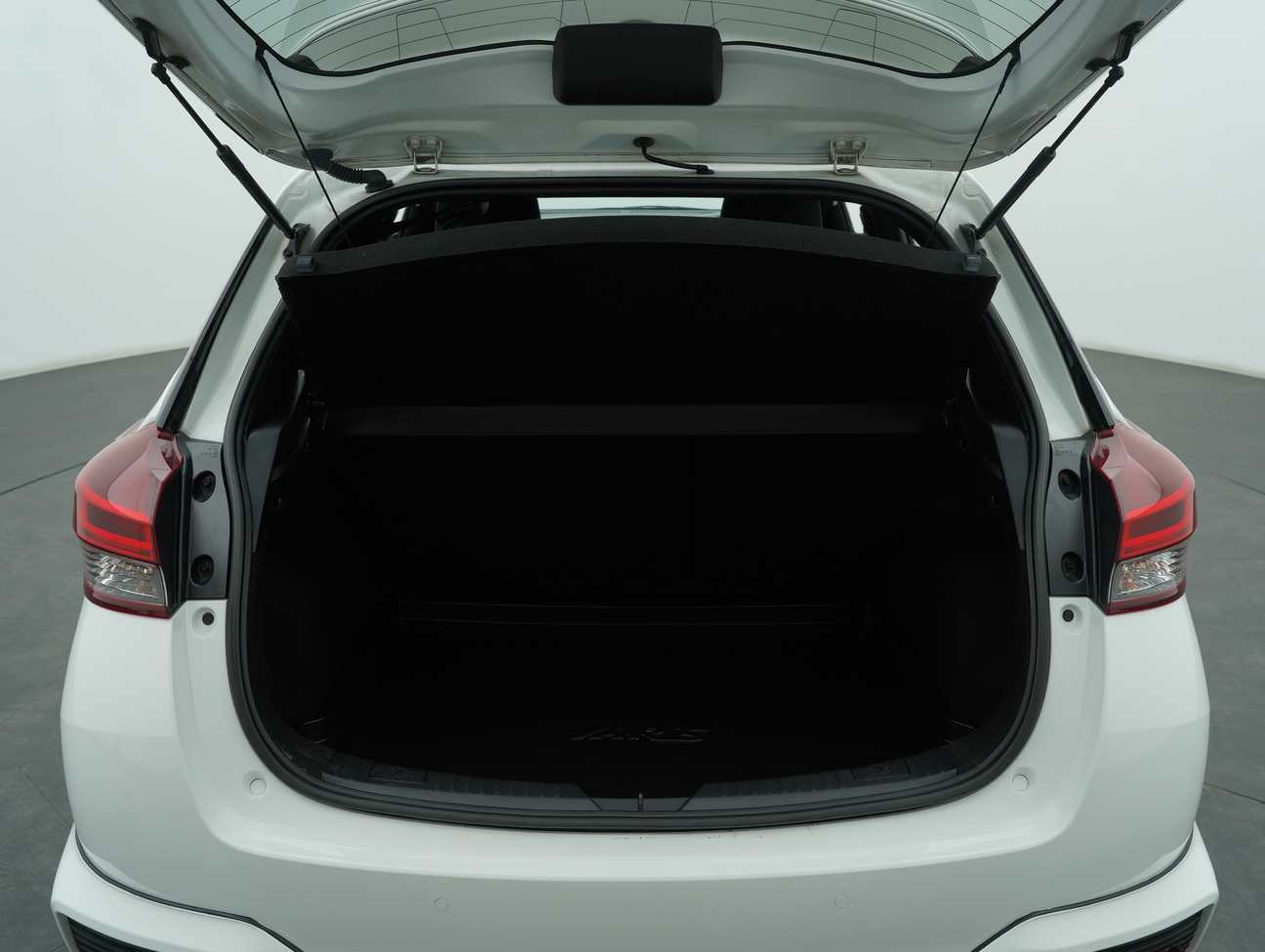 used 2020 Toyota Yaris E 1.5