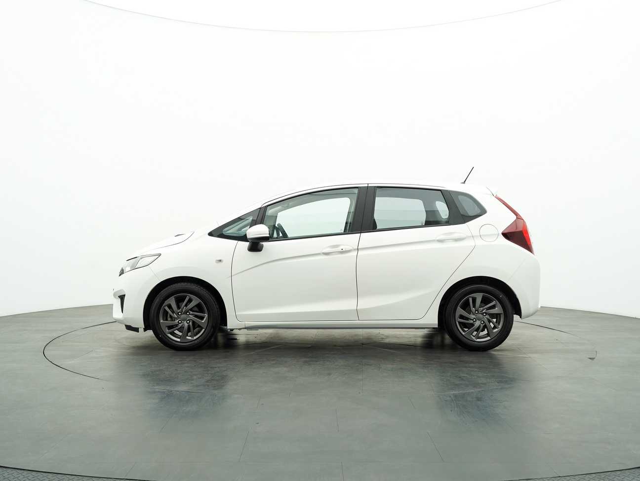 used 2015 Honda Jazz E 1.5