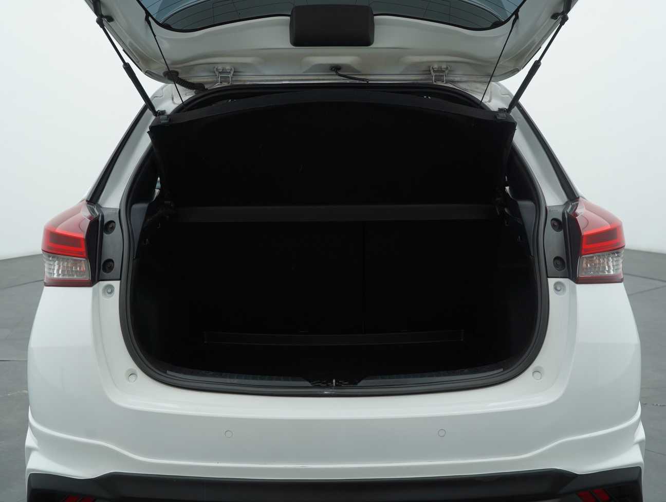 used 2020 Toyota Yaris E 1.5