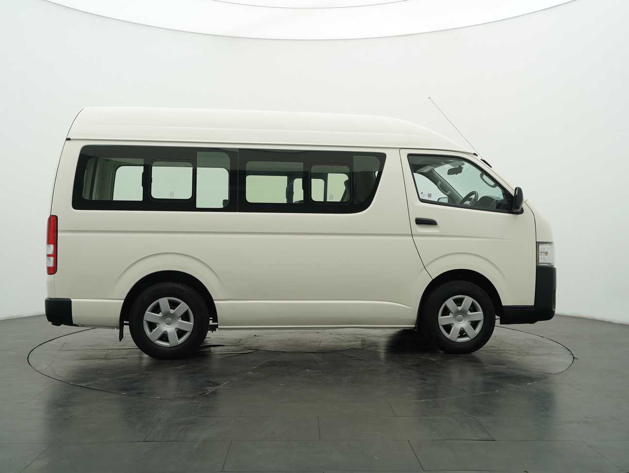 used 2016 Toyota Hiace Window Van 2.5