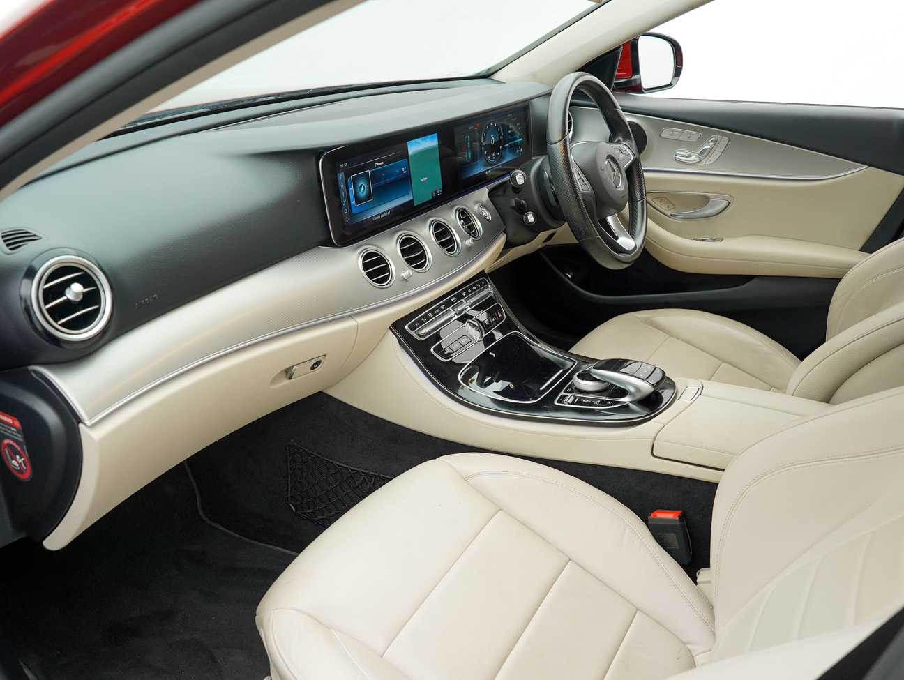 terpakai 2016 Mercedes-Benz E 200 2.0