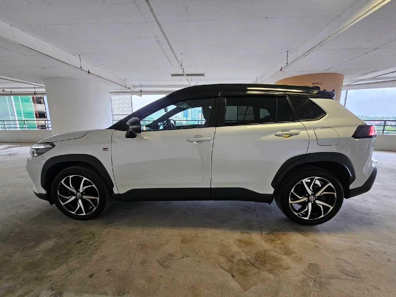 terpakai 2023 Toyota Corolla Cross GR Sport 1.8