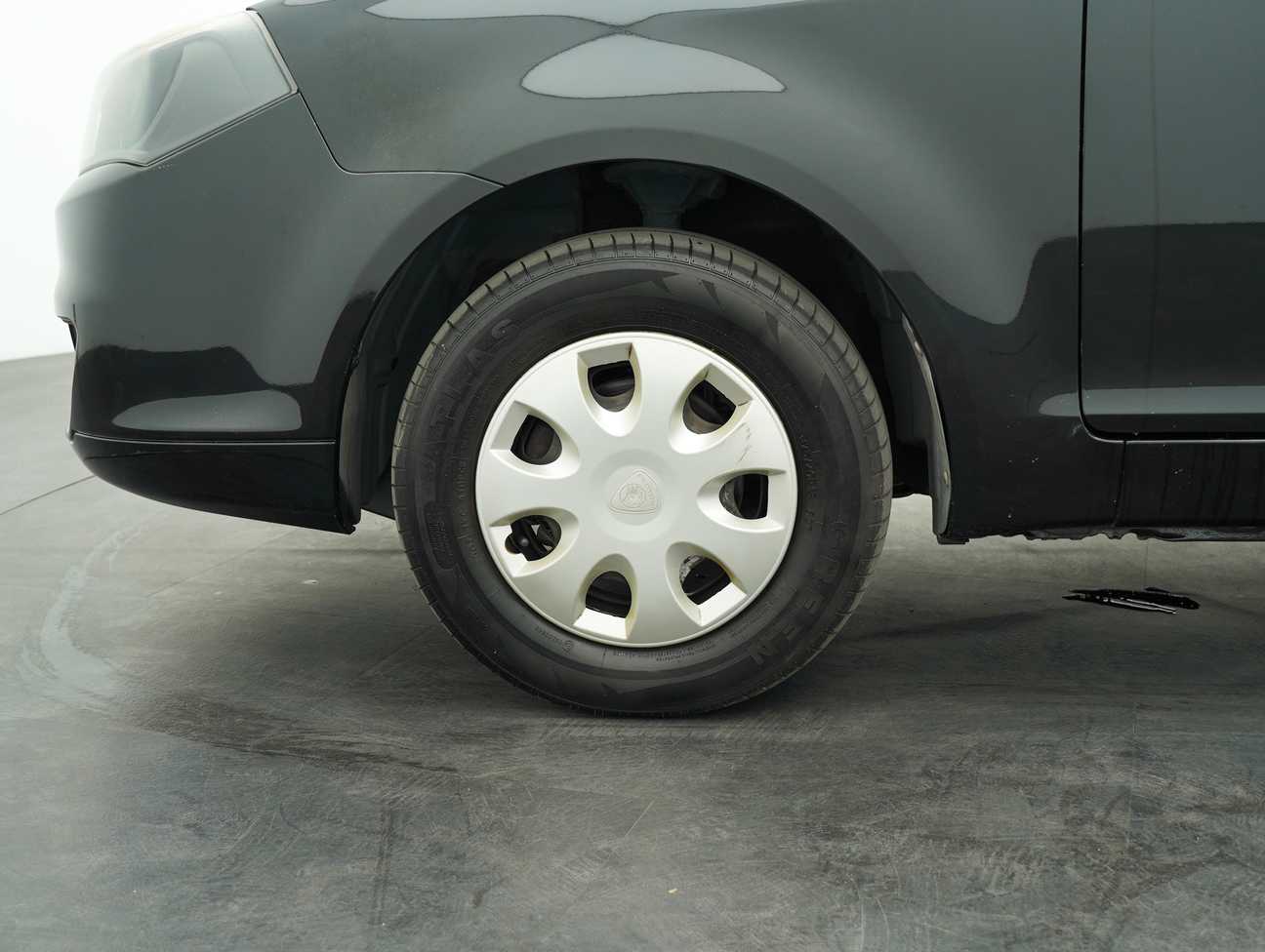 used 2014 Proton Saga FLX Standard 1.3