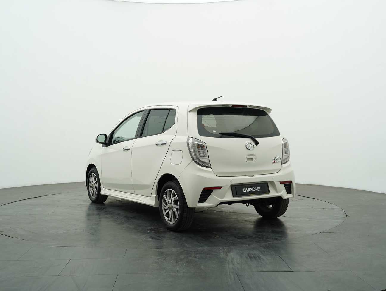 terpakai 2017 Perodua AXIA Advance 1.0