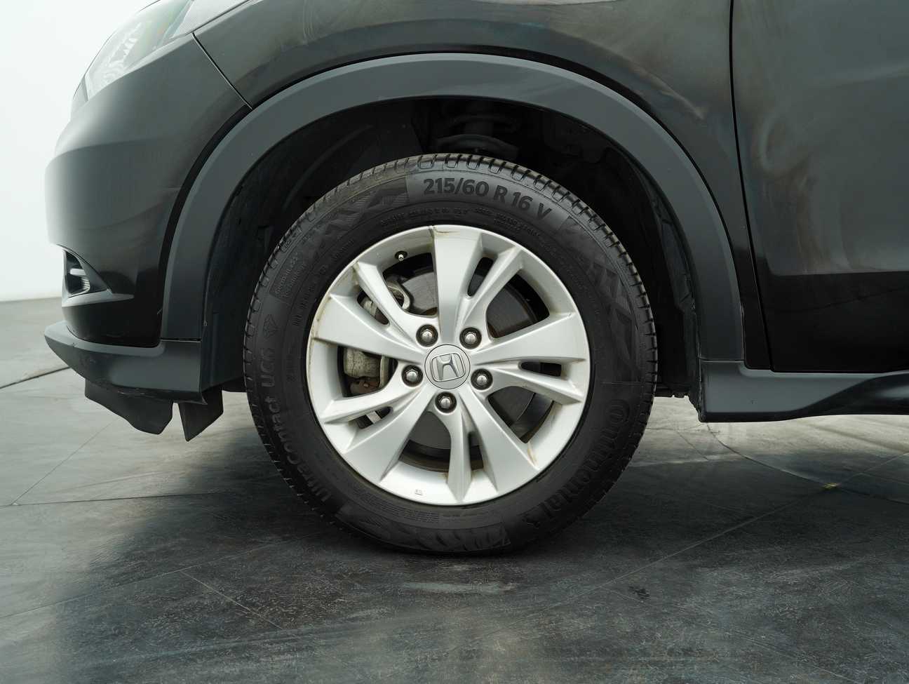 terpakai 2015 Honda HR-V i-VTEC E 1.8
