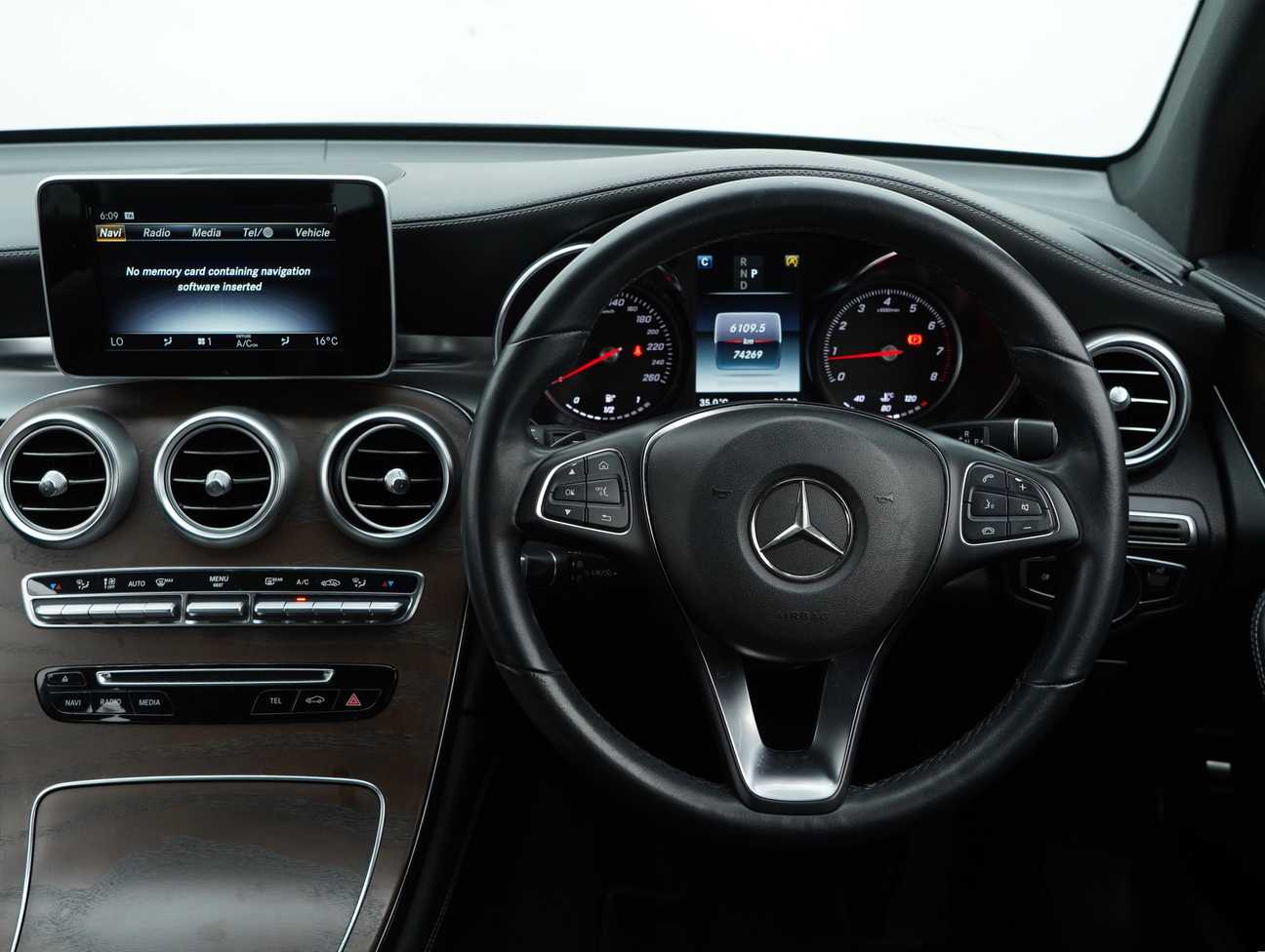 used 2018 Mercedes-Benz GLC200 Exclusive 2.0