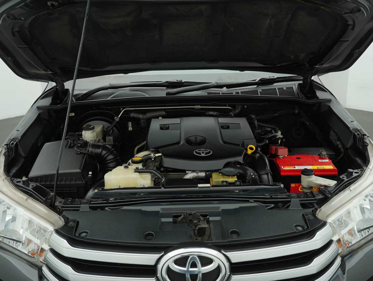 used 2016 Toyota Hilux G Dual Cab 2.4
