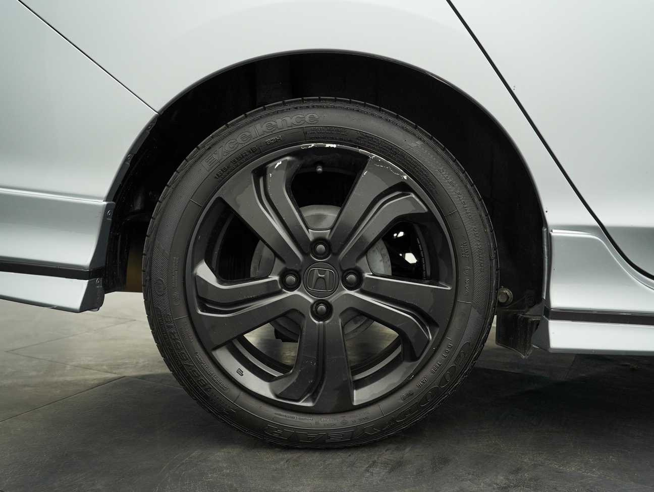 used 2017 Honda City V 1.5