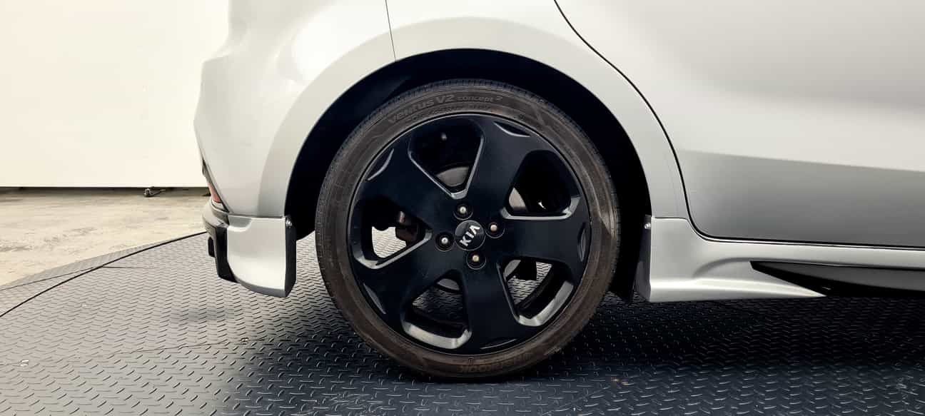 used 2015 Kia RIO UB 1.4