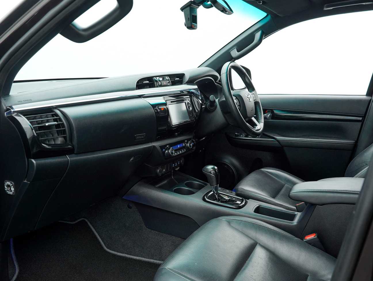 used 2018 Toyota Hilux L-Edition Dual Cab 2.8